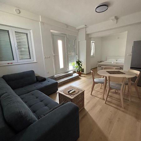 Studio Apartman Sedmica Zadar Exterior photo